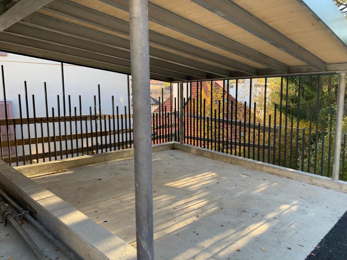 Appartement Douces Heures Avec Parking Couvert Prive Le Locle Kültér fotó